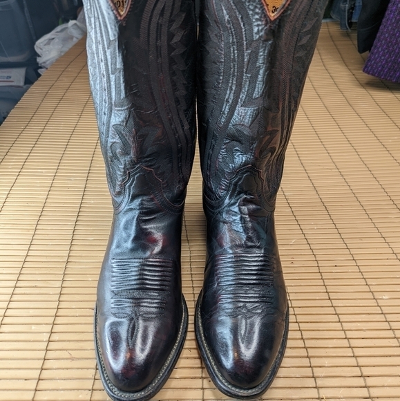 Lucchese 2000 Black Cherry Leather Cowboy Boots men's sz 8.5 2E Very Good Condit - Picture 3 of 12